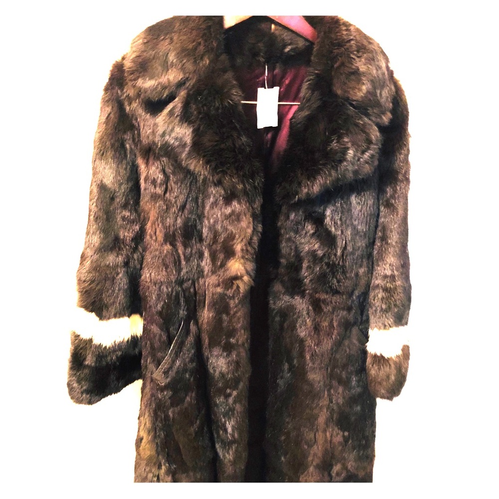New With Tags Woman’s 100% Rabbit Vintage Fur Coat